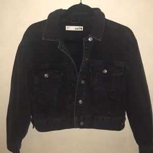 NWOT Topshop Black Cropped Denim Jacket